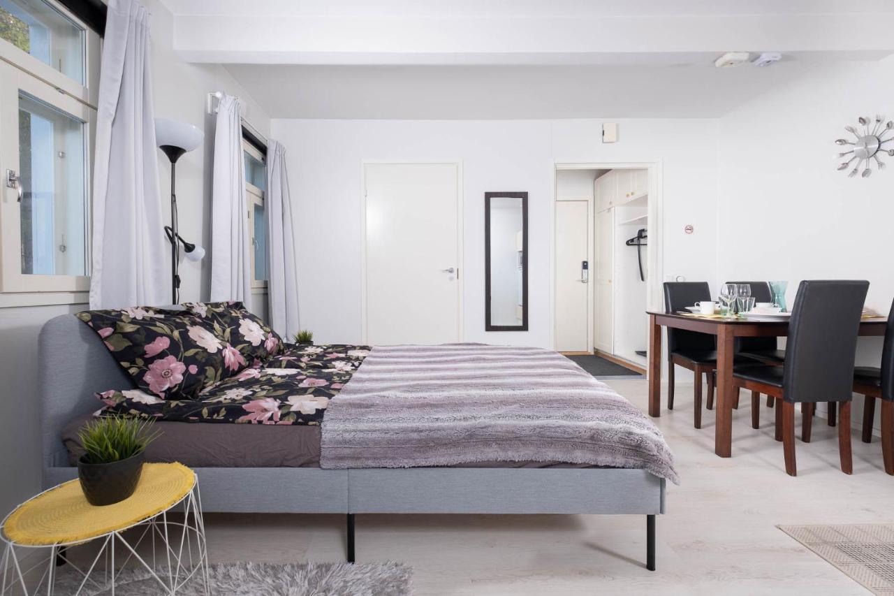 Vaajalahden Yksioe Apartment Куопио Екстериор снимка
